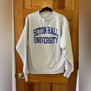 Seton Hall University Reverse Weave Crewneck Sweatshirt Light Gray Size Medium